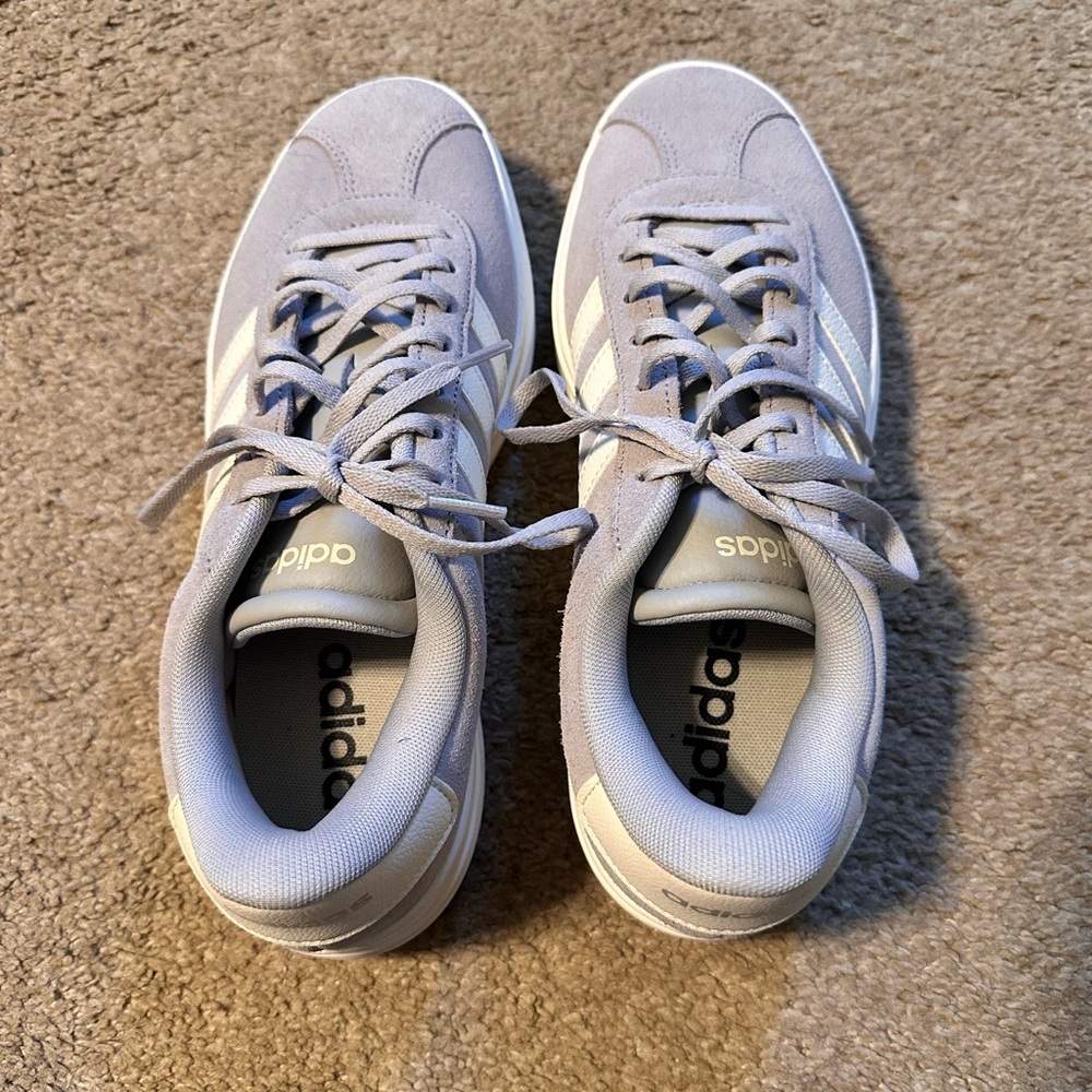 adidas Women's Gray and White Sneakers 9